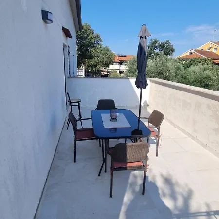 Apartment House Gacina
