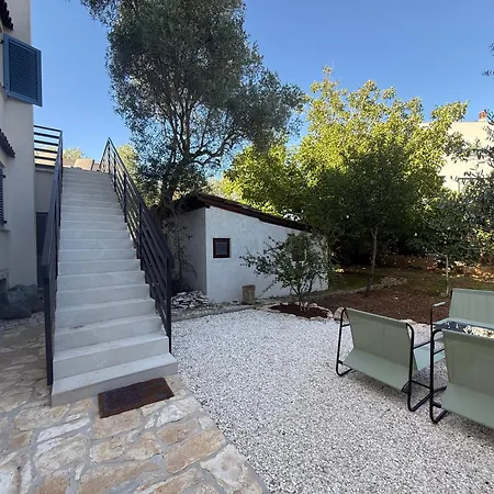 House Gacina * Ρόβινι